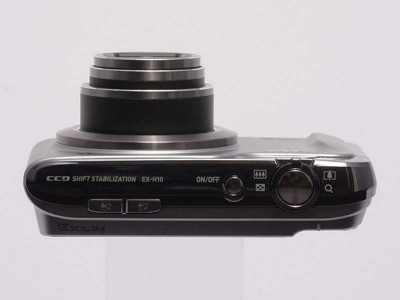 <b>上面。左側の2つのボタンが「風景メイクアップ」と「人物メイクアップ」</b>