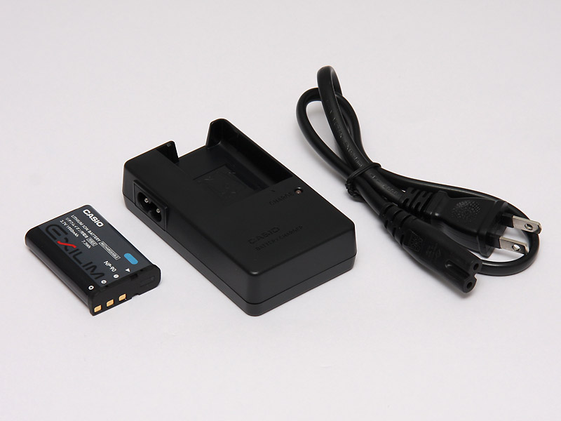 <b>バッテリーと充電器</b>