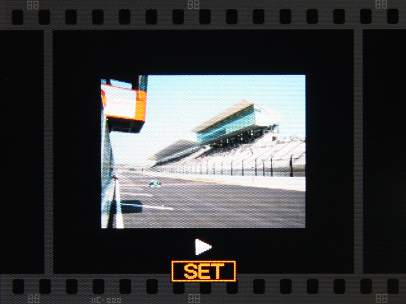 <b>保存された動画ファイル</b>