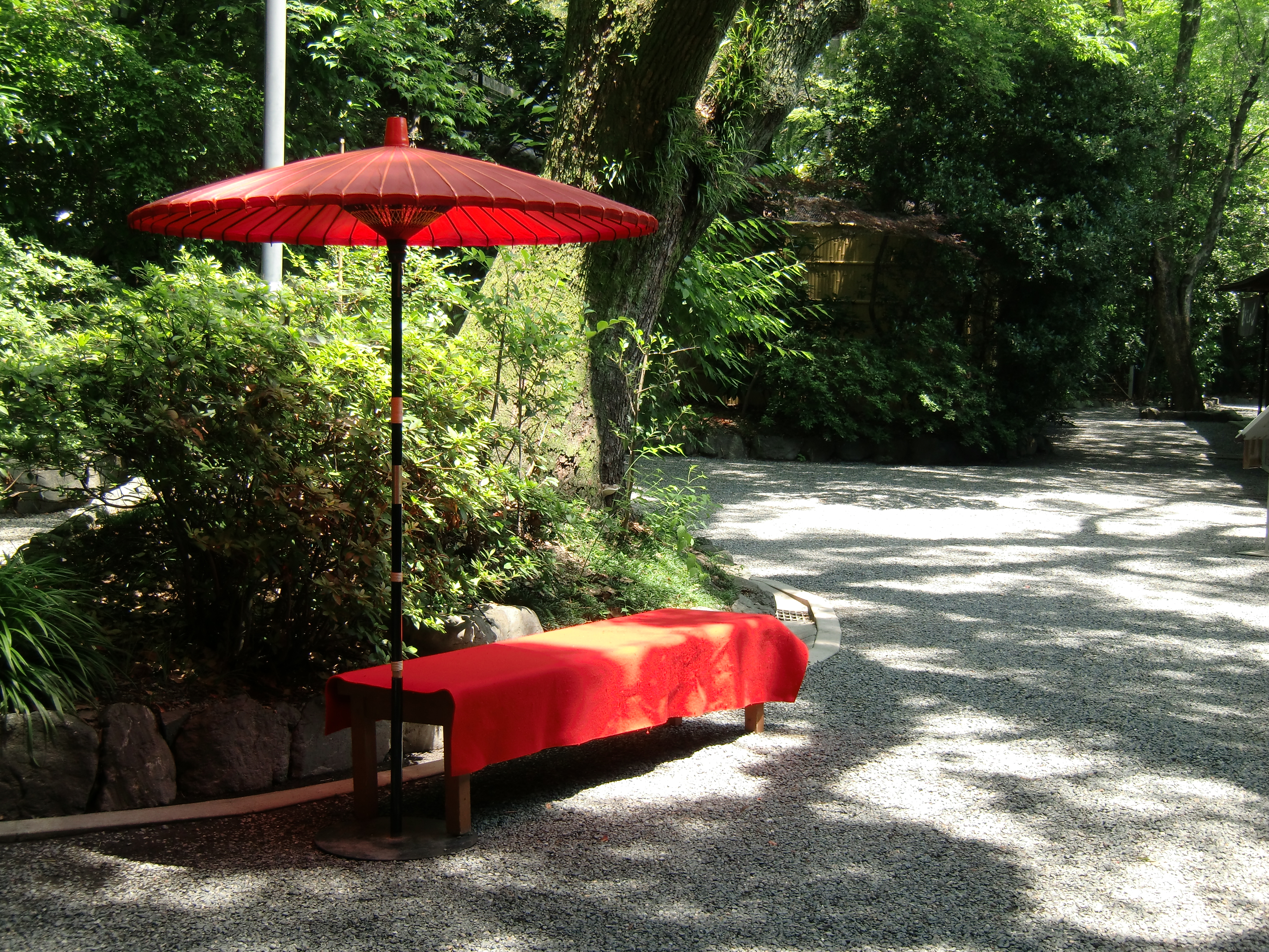 <b>EX-H10 / 約8.4MB / 4,000×3,000 / 1/60秒 / F4 / 0EV / ISO64 / WB:オート / 8.4mm</b>