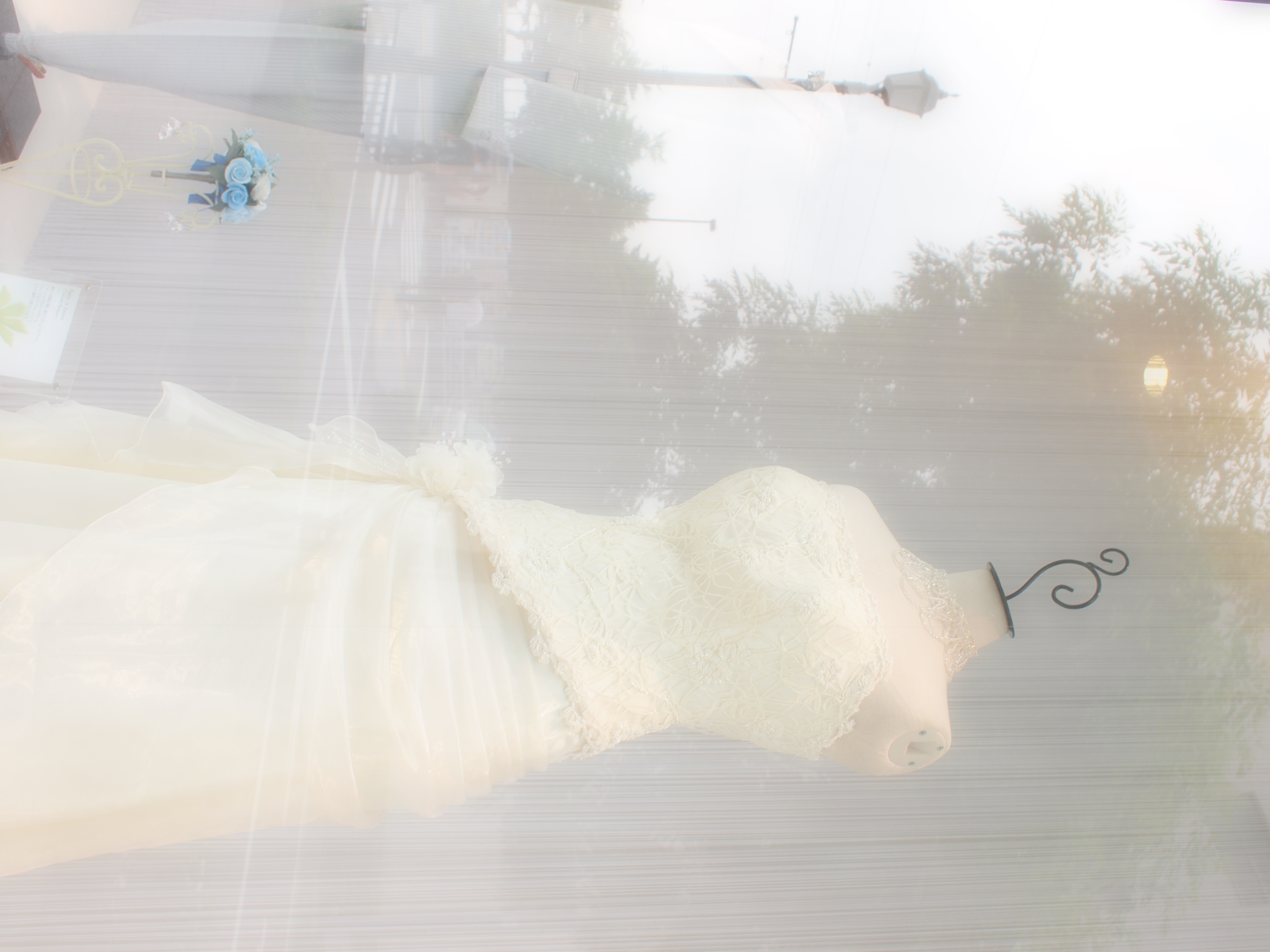 <b>アートフィルター：ファンタジックフォーカス / 仕上り設定：NATURAL<br>E-P1 / M.ZUIKO DIGITAL 17mm F2.8 / 3,024×4,032（4：3）/ 1/80秒 / F6.3 / +1.3EV / ISO200 / プログラム / WB:オート / 17mm</b>