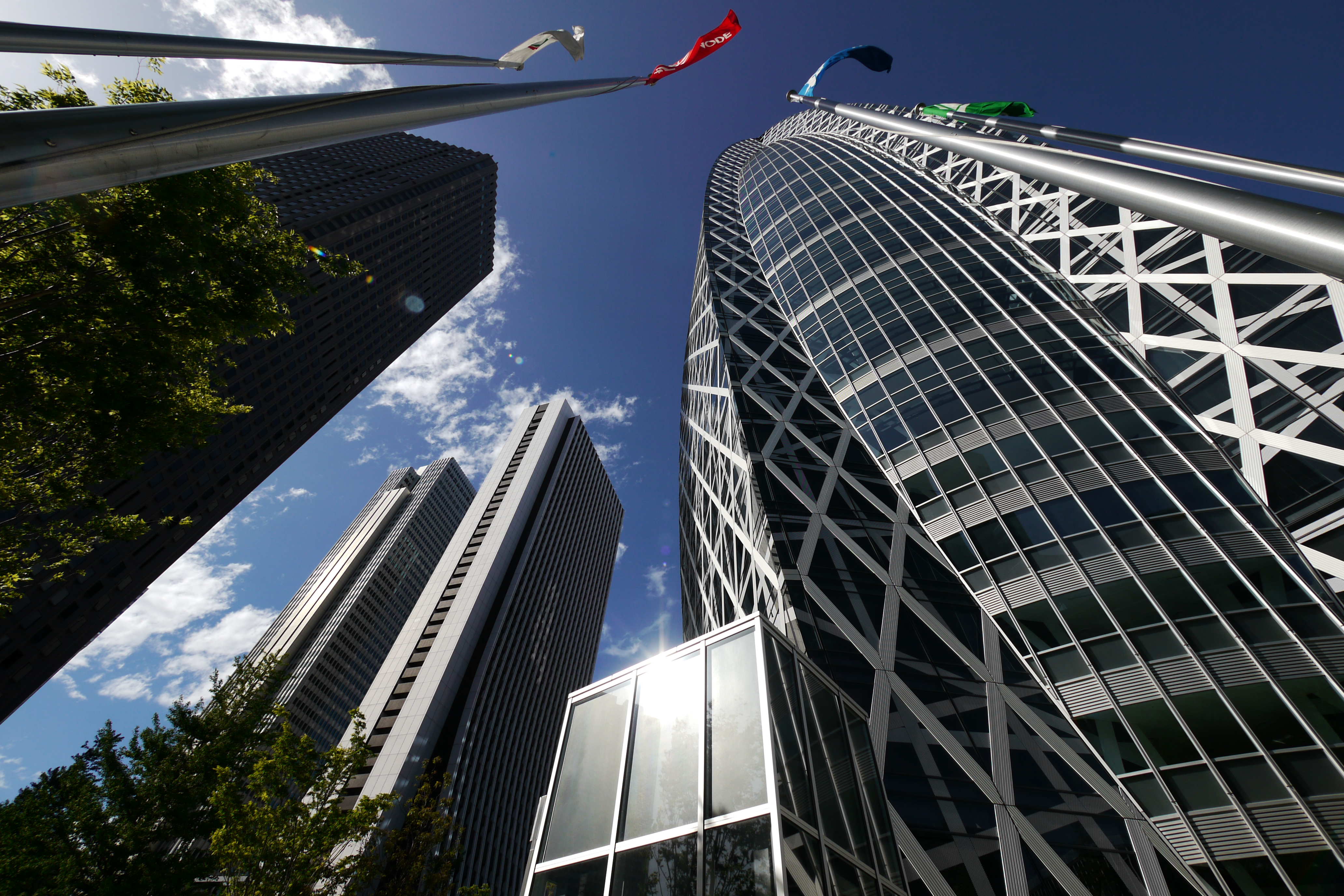 <b>DMC-GH1 / LUMIX G VARIO 7-14mm F4 ASPH. / 4,128×2,752 / 1/1,000秒 / F5.6 / -0.3EV / ISO100 / 絞り優先AE / WB:オート / 7mm / フィルムモード：ダイナミック</b>