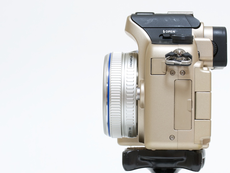 <b>M.ZUIKO DIGITAL 17mm F2.8装着時</b>