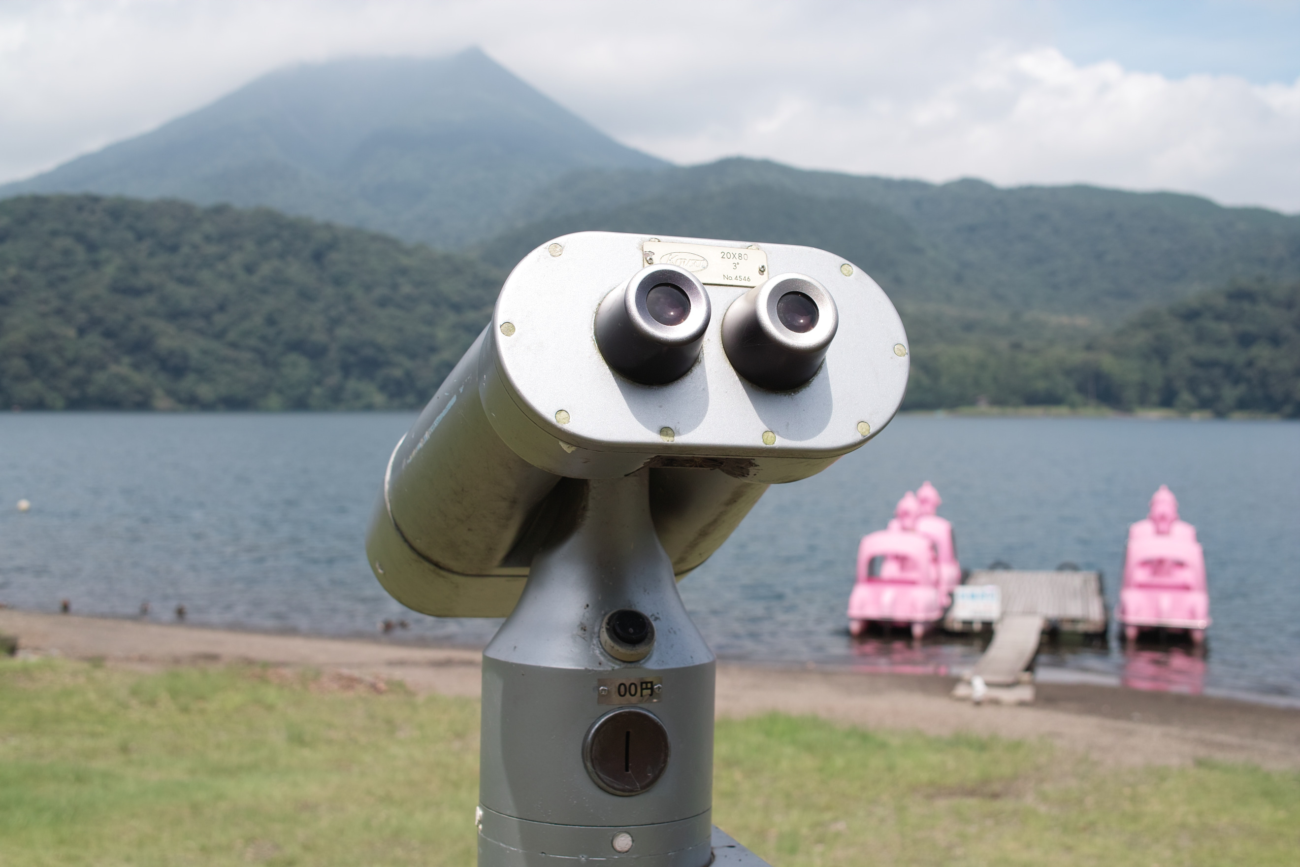 <b>DP2 / 約631K / 2,640×1,760 / 1/250秒 / F5.6 / 0EV / ISO100 / WB:オート / 24.2mm</b>