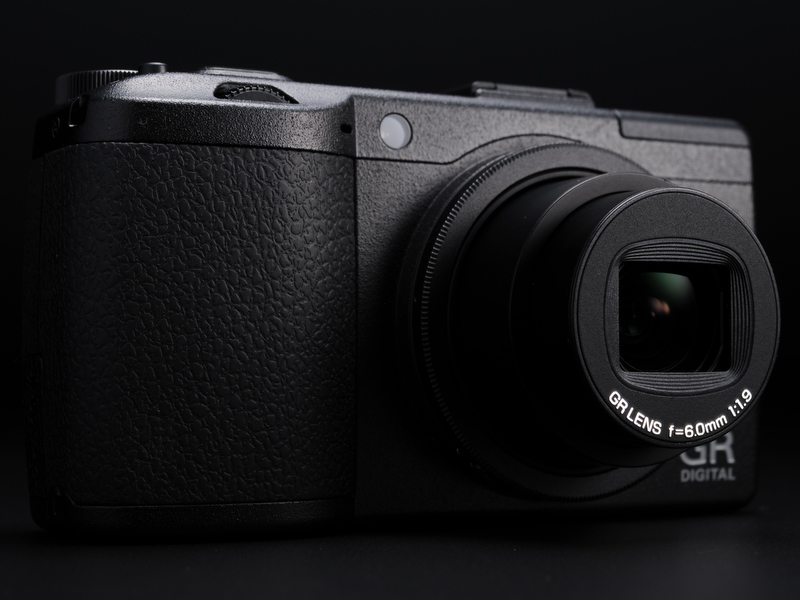 <b>GR DIGITAL III</b>