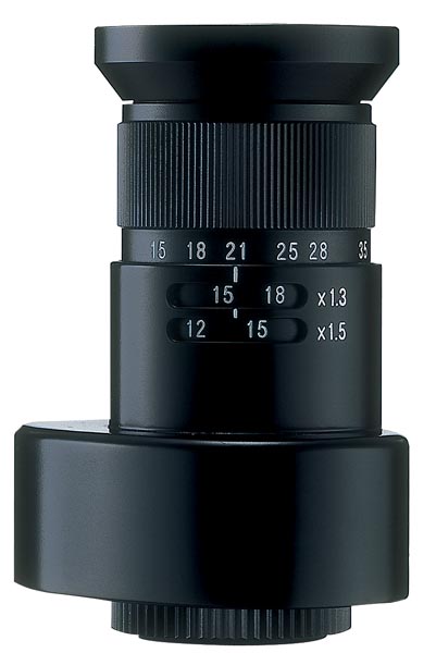<b>15-35mm ZOOM FINDER。写真はどちらも1.3倍と1.5倍でのイメージサイズ表示に対応したType-A</b>