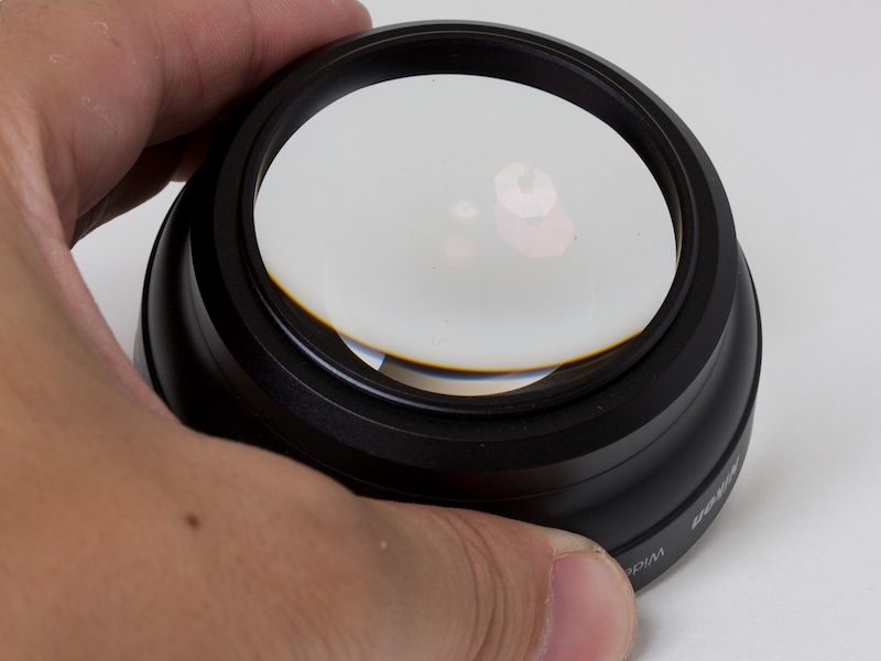 <b>いかにもガラス玉といった見た目がたまらない</b>