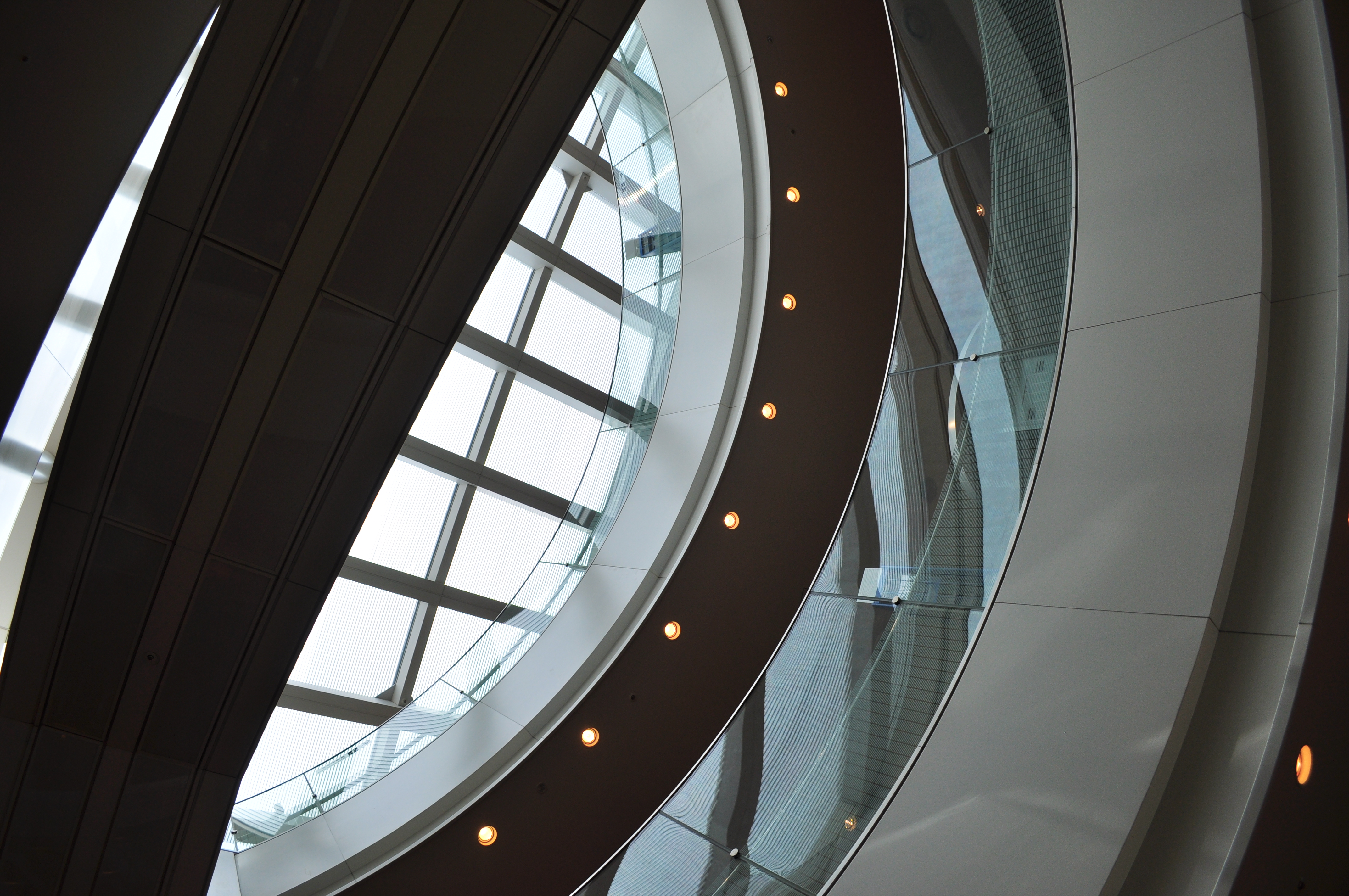 <b>D90 / NH-WM75+AF-S DX NIKKOR 18-55mm F3.5-5.6 G VR / 約5.6MB / 2,848×4,288 / 1/800秒 / F5.6 / 0EV / ISO200 / WB:オート / 18mm（20mm相当）</b>