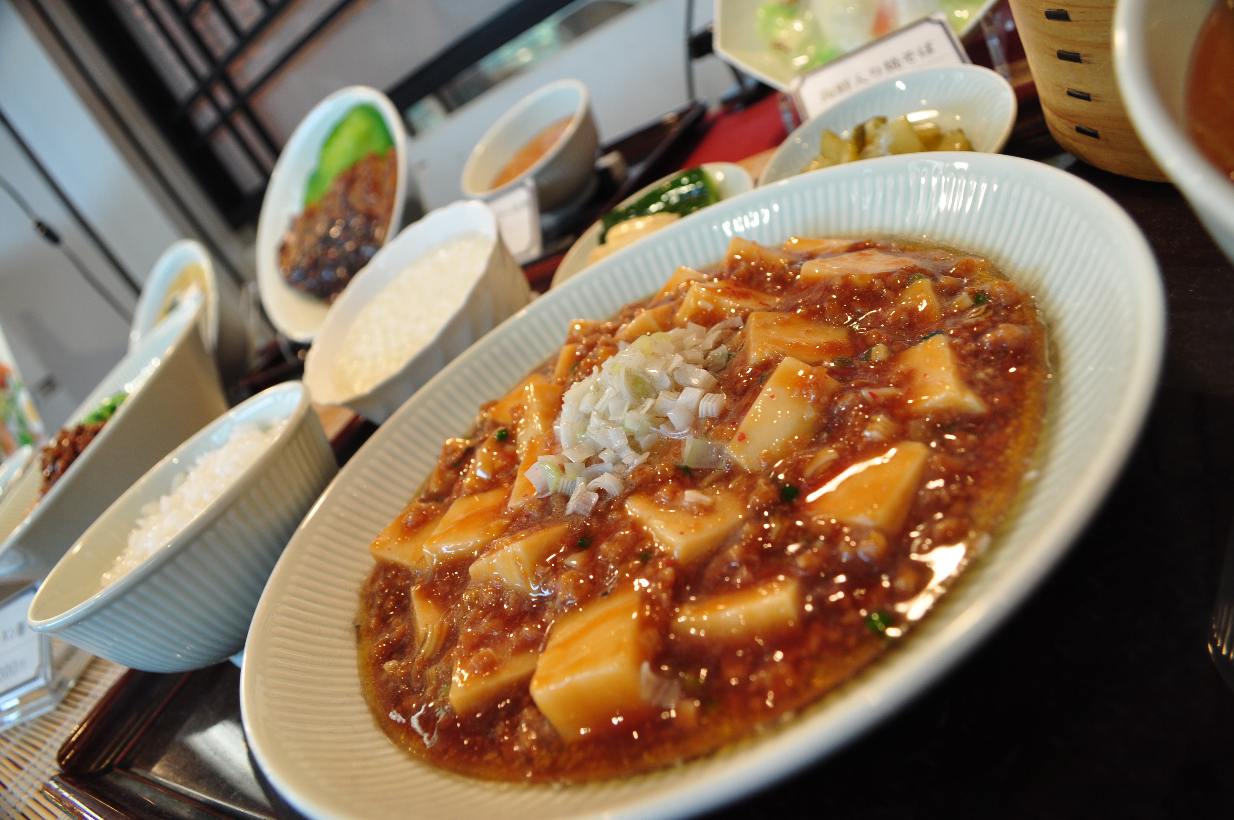 <b>D90 / NH-WM75+AF-S DX NIKKOR 18-55mm F3.5-5.6 G VR / 約4.8MB / 4,288×2,848 / 1/20秒 / F5.6 / 0EV / ISO400 / WB:オート / 18mm（20mm相当）</b>