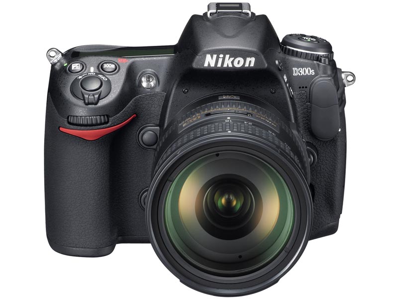 <b>D300Sに装着</b>