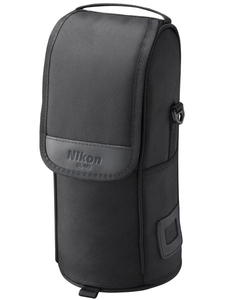 <b>ソフトケース「CL-M2」も付属する</b>