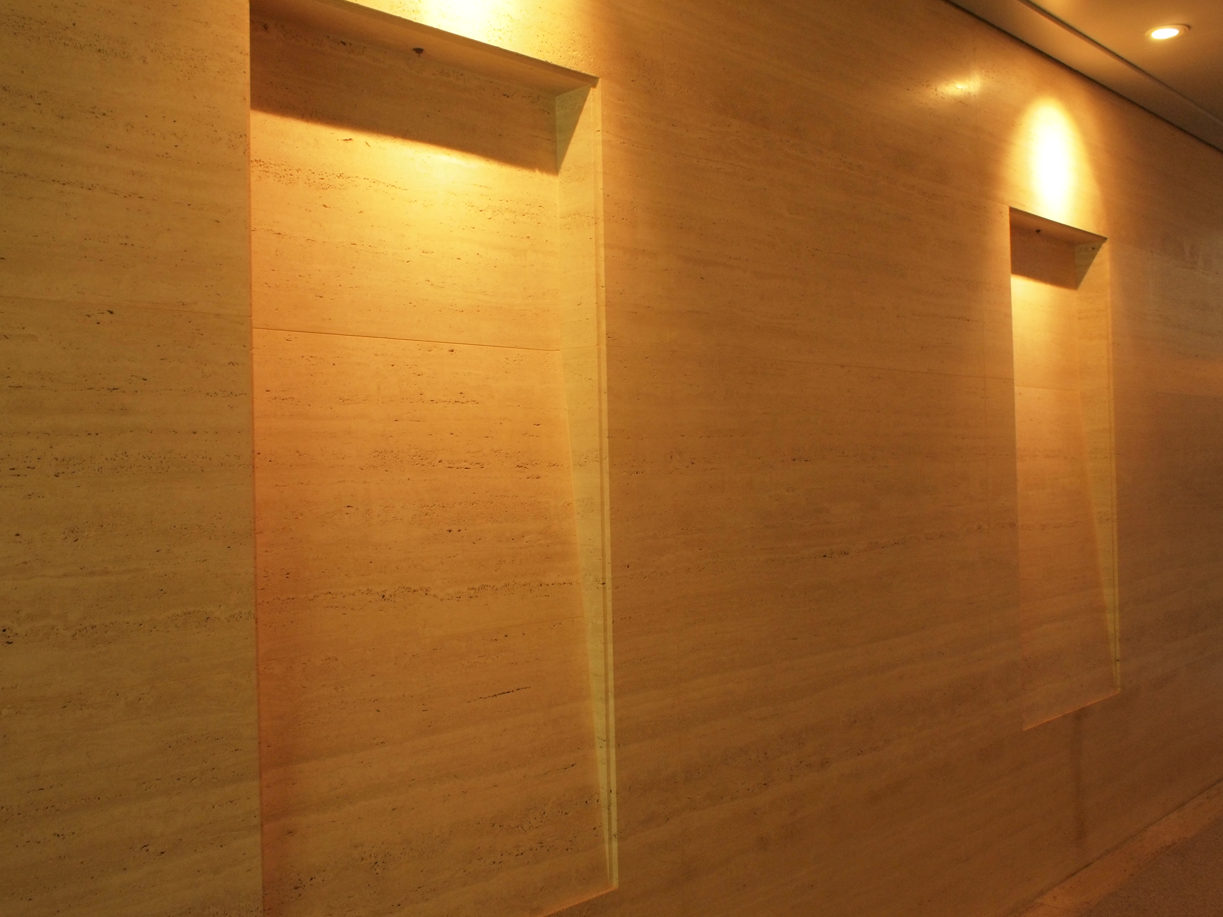 <b>E-P1 / M.ZUIKO DIGITAL 17mm F2.8 / 約6.3MB / 4,032×3,024 / 1/15秒 / F5.6 / 0EV / ISO800 / WB:晴天 / 17mm</b>