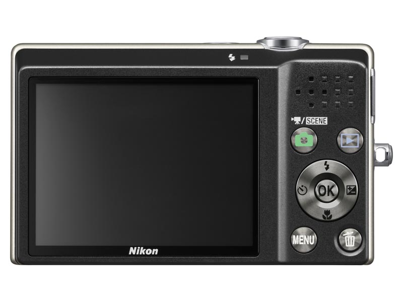 <b>COOLPIX S570（シルバー）</b>