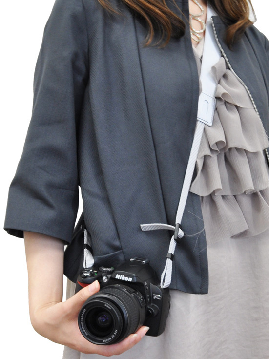 <b>レザー装着例（クールグレー×オレンジ）</b>