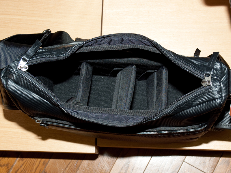 <b>バッグ内部</b>