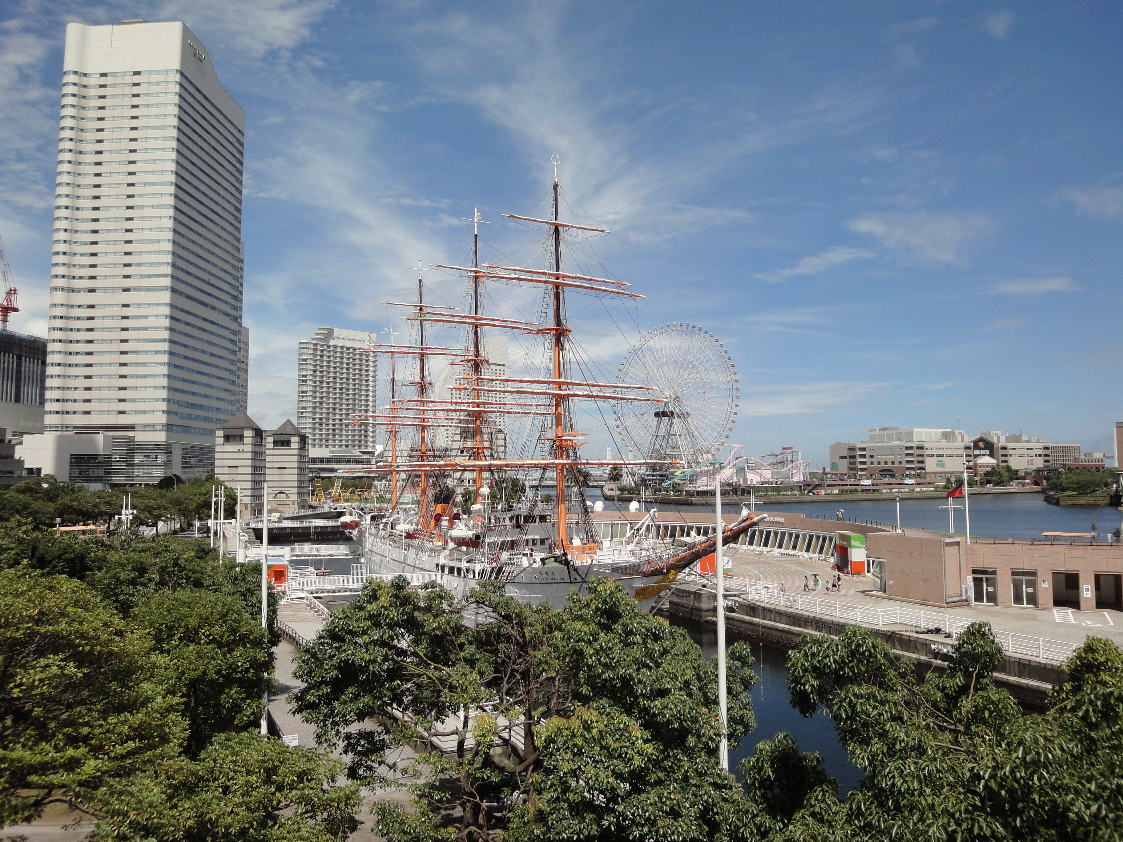 <b>DSC-WX1 / 約4.3MB / 3,648×2,736 / 1/640秒 / F7.1 / 0EV / ISO160 / WB:オート / 4.2mm</b>