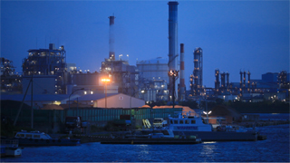 <a href="/video/dcw/docs/309/220/07.mov"><b>プログラムモード<br>1,920×1,080 / 30fps / 51MB /1/160秒 / F2 / ISO3200</b></a>