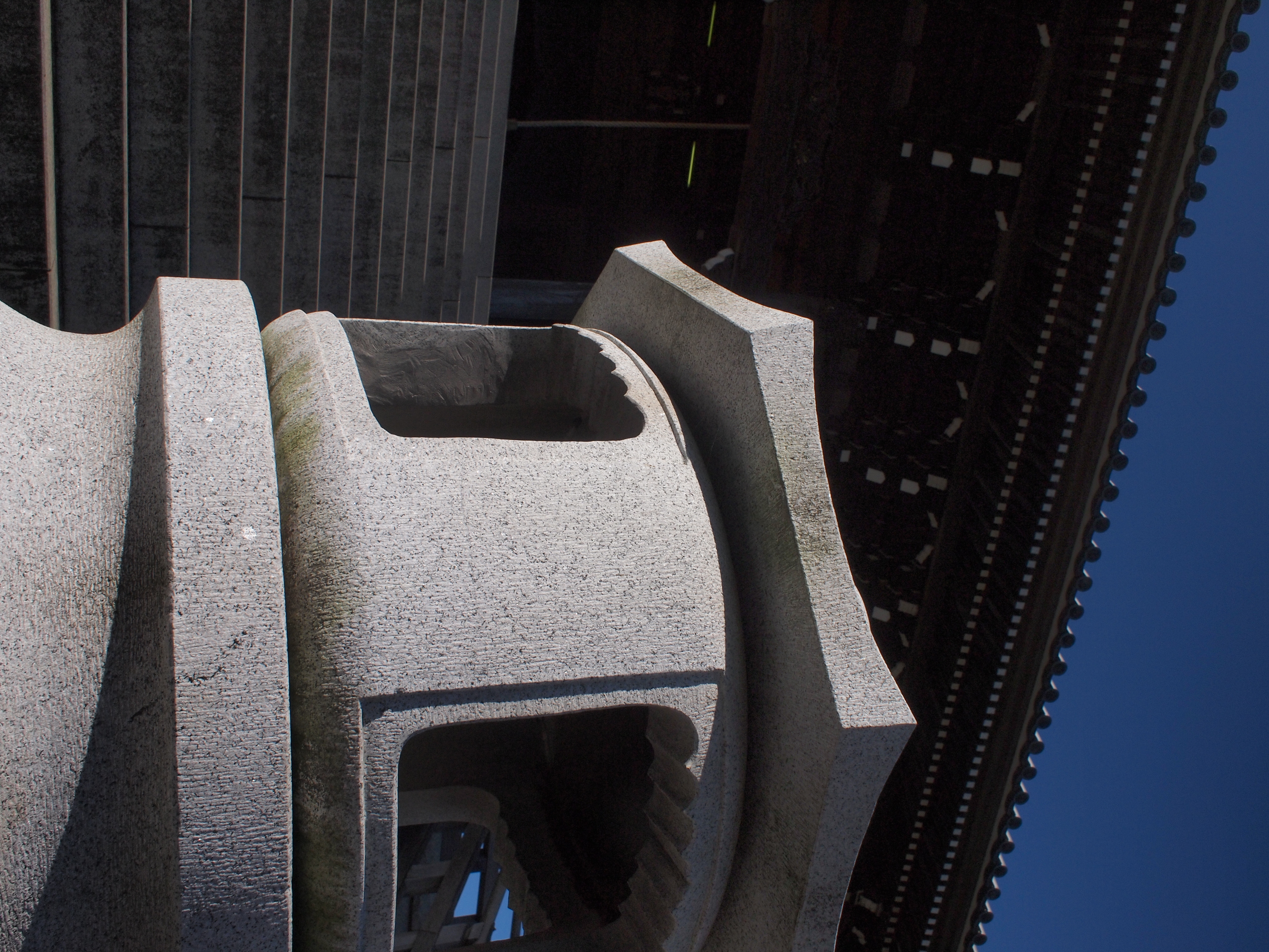 <b>E-P1 / M.ZUIKO DIGITAL 17mm F2.8 / 約8.4MB / 3,024×4,032 / 1/1,000秒 / F8 / 0EV / ISO200 / WB:オート / 17mm</b>