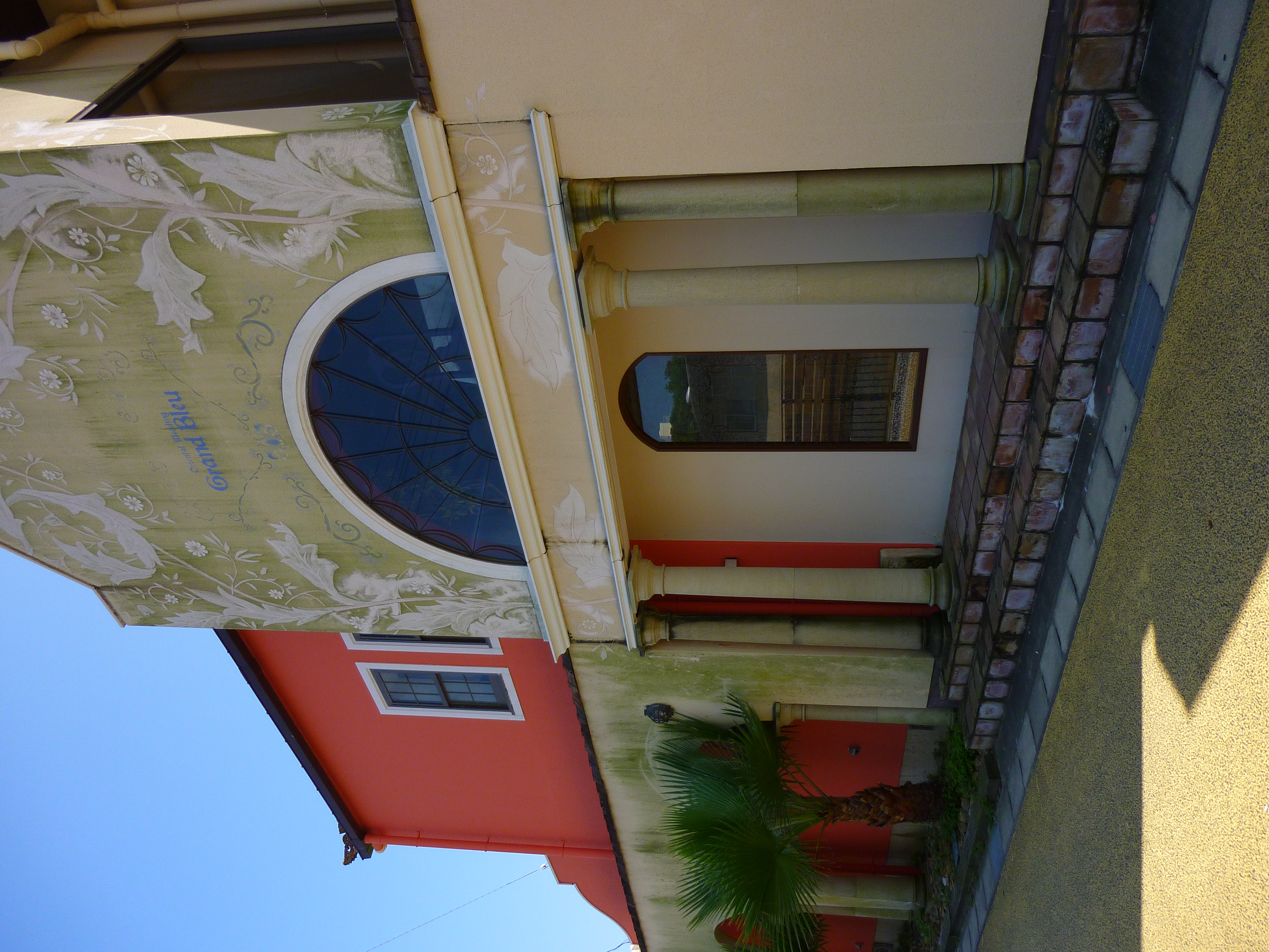 <b>DMC-ZX1 / 約4.5MB / 3,000×4,000 / 1/500秒 / F3.3 / -0.7EV / ISO100 / WB:オート / 4.5mm</b>