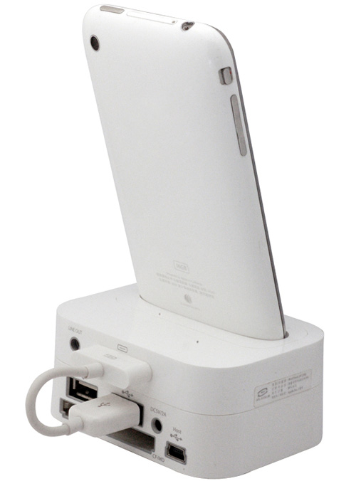 <b>iPhoneドックとの接続例（CR-8100）</b>