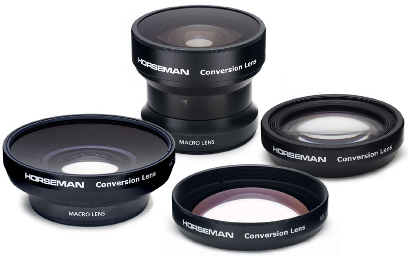 <b>中央手前から時計回りに「0.7倍ワイド」、「0.6倍ワイド/マクロ」、「0.25倍スーパーワイド/マクロ」、「4.0倍マクロ」</b>