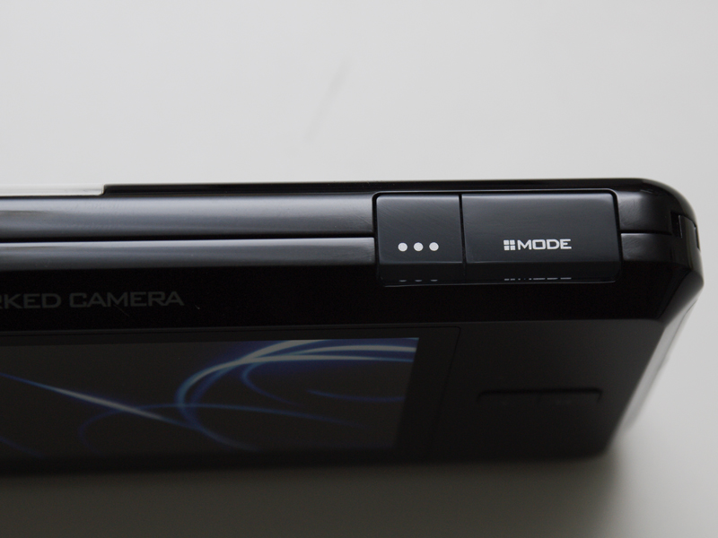 <b>「MODE」と書かれている部分がレリーズボタンになる予定</b>