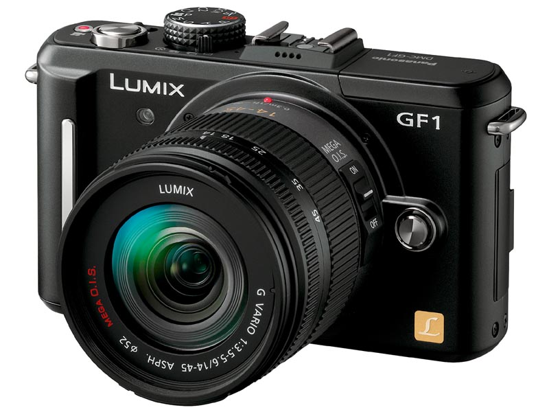 <b>LUMIX G VARIO 14-45mm F3.5-5.6 ASPH. MEGA O.I.S.を装着したLUMIX DMC-GF1（DMC-GF1Kレンズキット）</b>