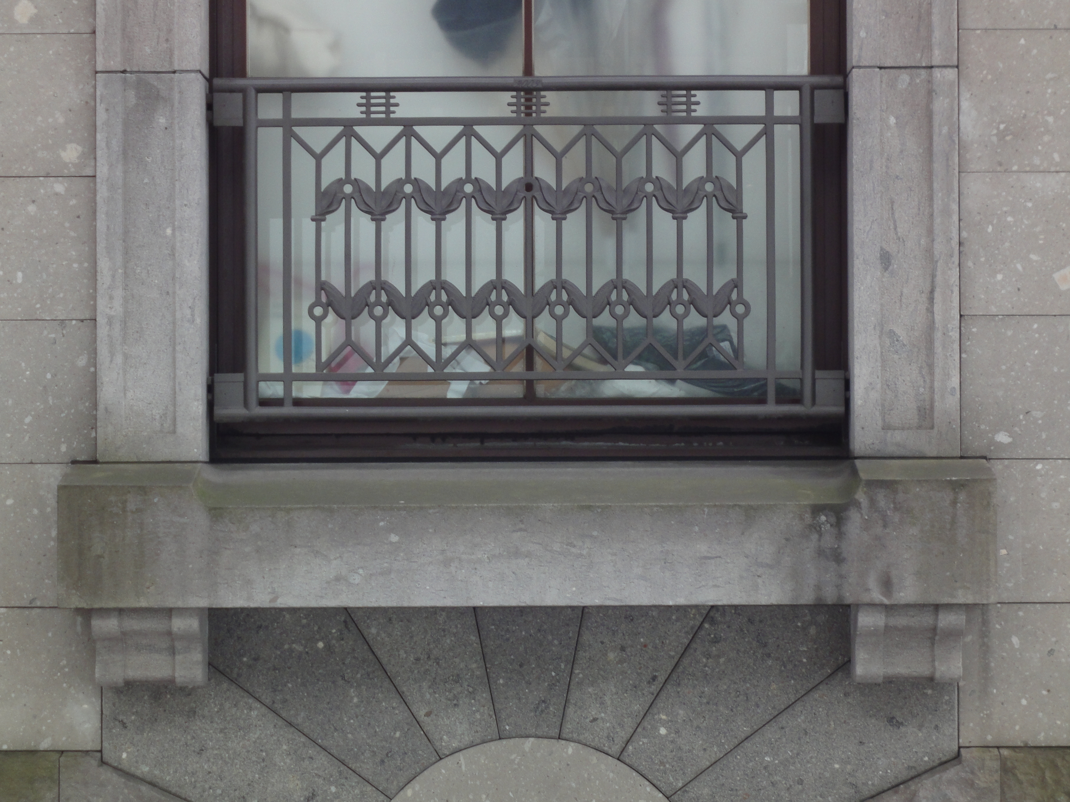 <b>望遠端21.2mm（120mm相当）<br>DSC-WX1 / 3,648×2,736 / 1/25秒 / F5.9 / -0.3EV / ISO160 / WB:オート</b>