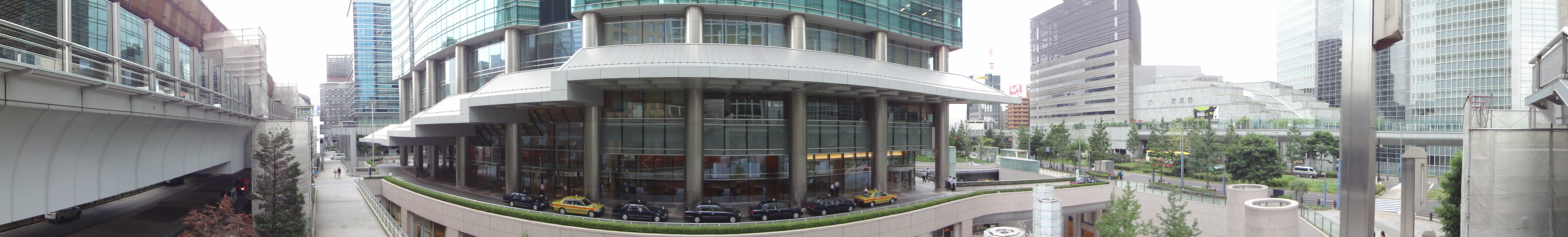 <b>DSC-WX1 / 7,152×1,080 / 1/200秒 / F2.4 / 0EV / ISO160 / WB:太陽光 / 4.2mm（24mm相当）</b>