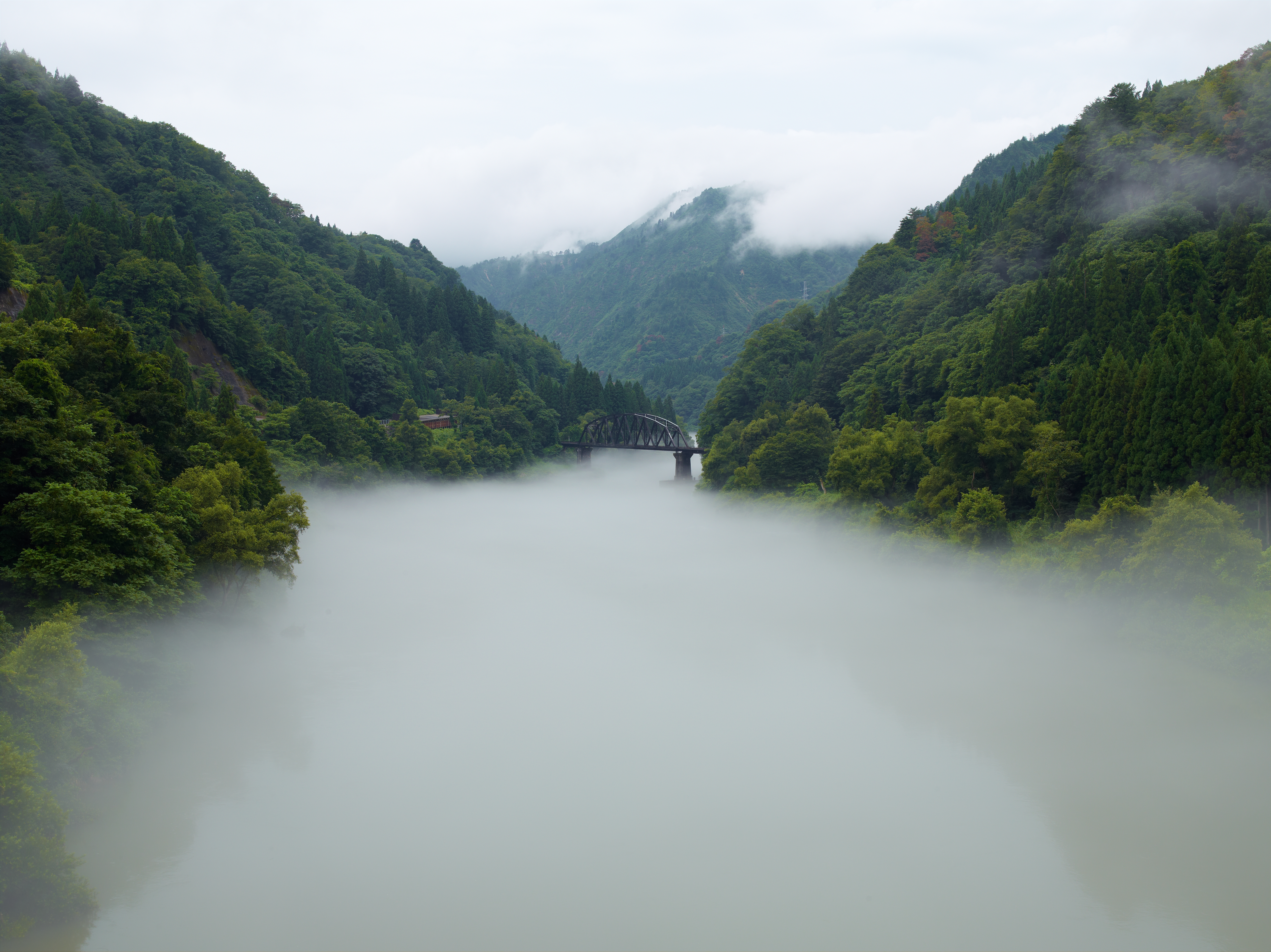 <b>P40+ / CFE 80mm F2.8 / P40+ / 約25.5MB / 7,320×5,484 / 1/30秒 / F8 / ISO50</b>