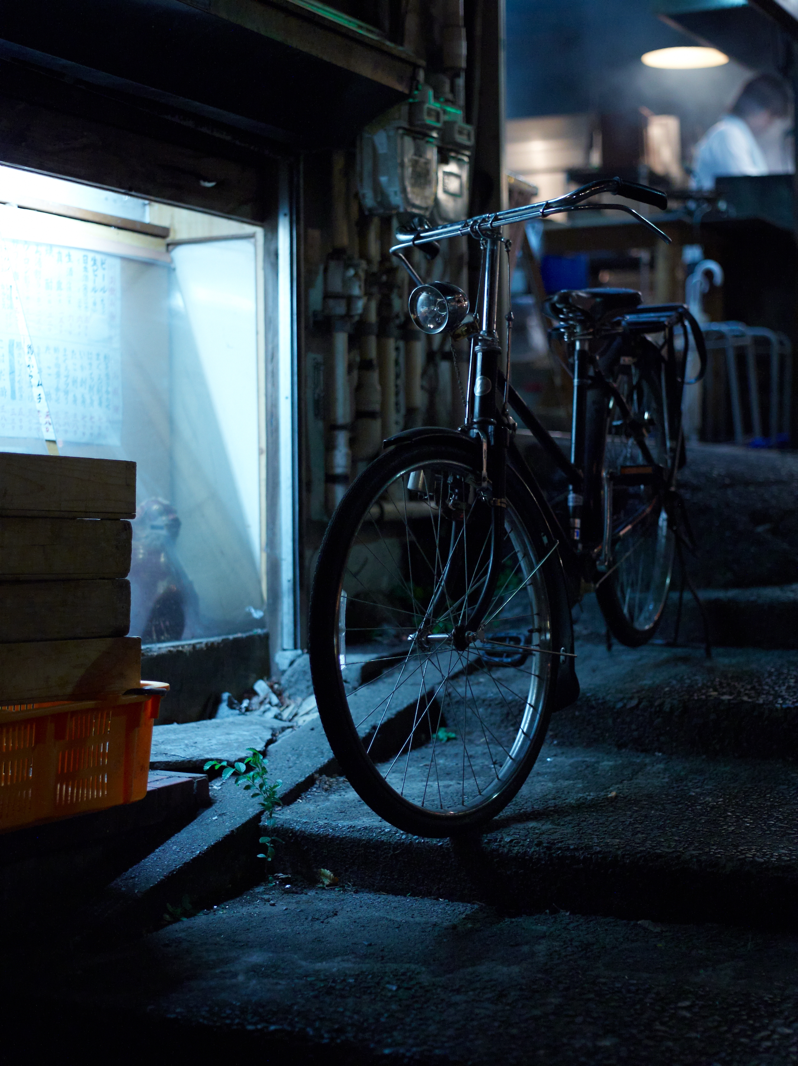 <b>P40+ / CFE 80mm F2.8 / 約6.8MB / 2,740×3,658 / 1/30秒 / F3.5 / ISO800<br></b>