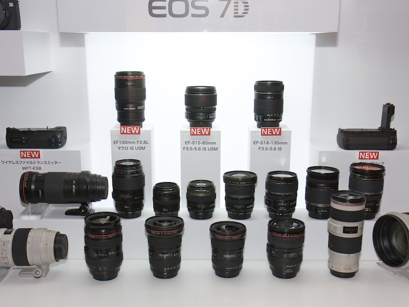 <b>EFレンズに加えてEF-Sレンズも紹介</b>