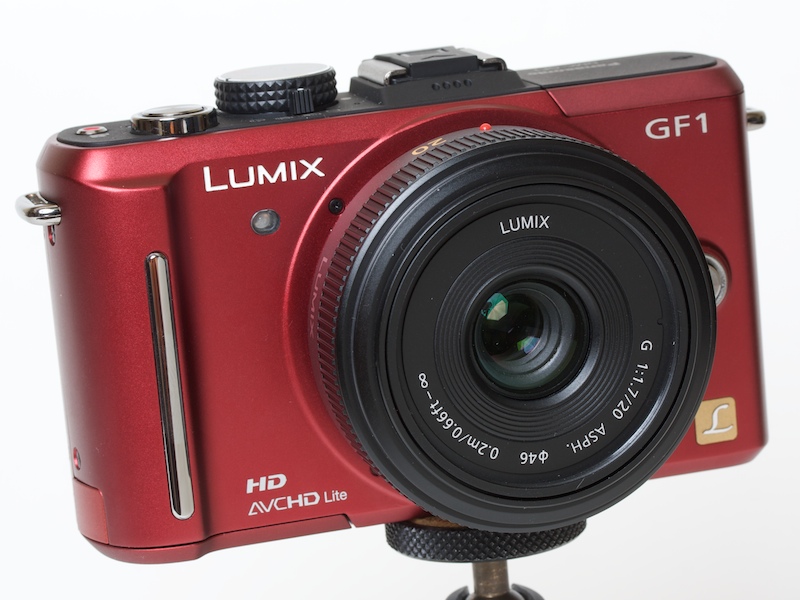 <STRONG>DMC-GF1に装着</STRONG>