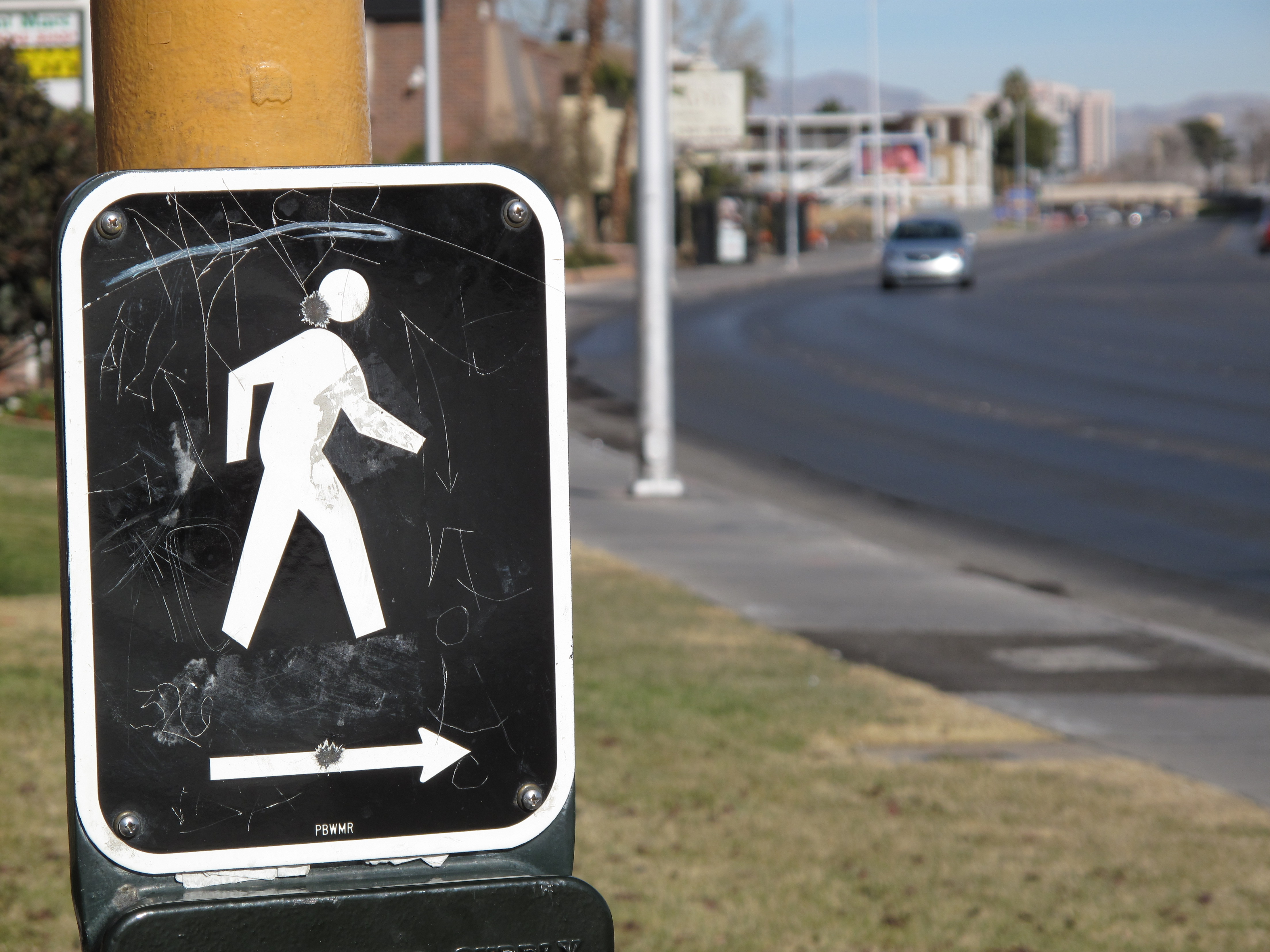 <b>4,416×3,312 / 1/800秒 / F4.5 / 0EV / ISO80 / 絞り優先AE / WB:オート / 30.5mm</b>