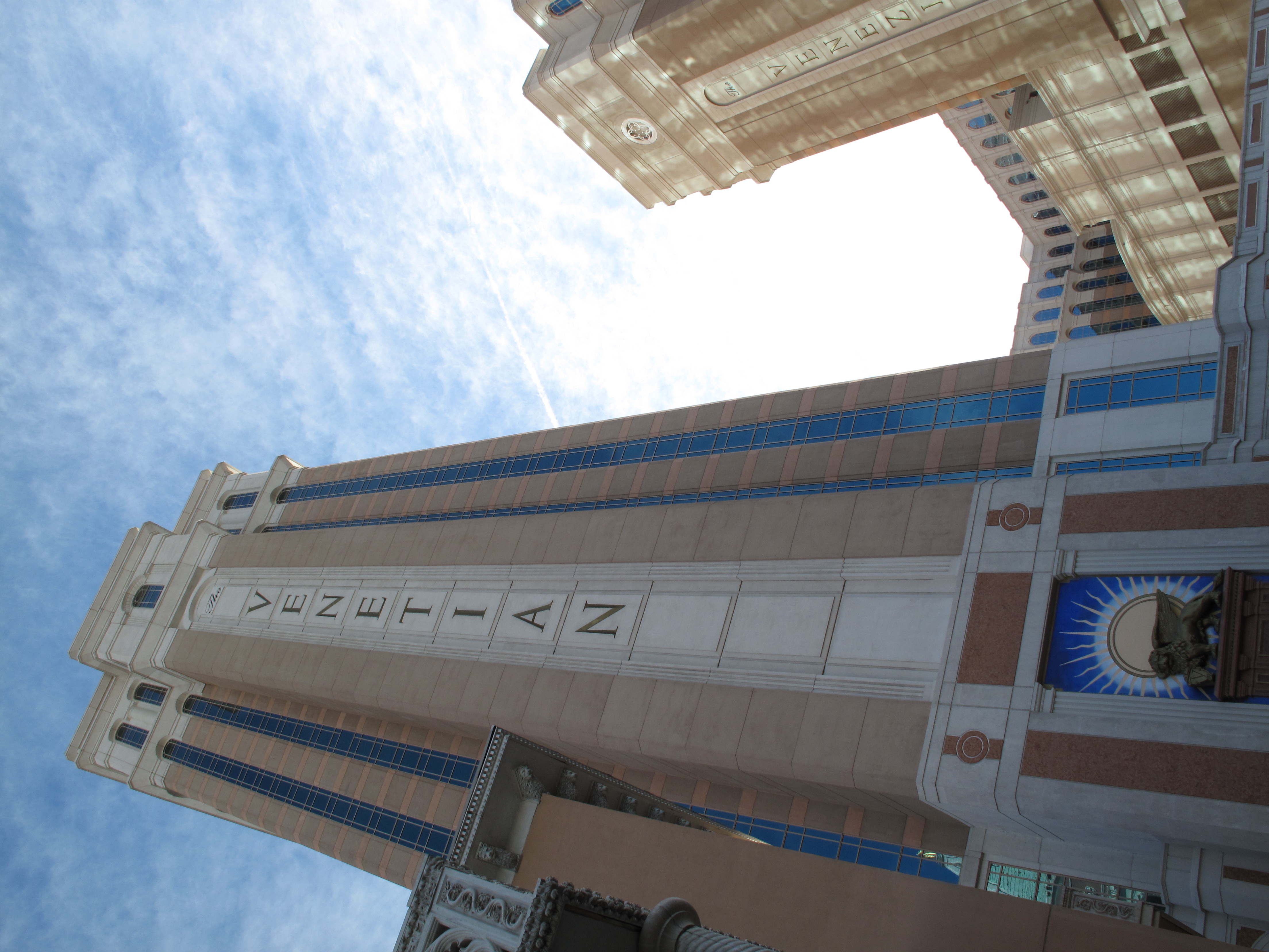 <b>3,312×4,416 / 1/200秒 / F5.6 / +0.3EV / ISO80 / 絞り優先AE / WB:オート / 6mm</b>