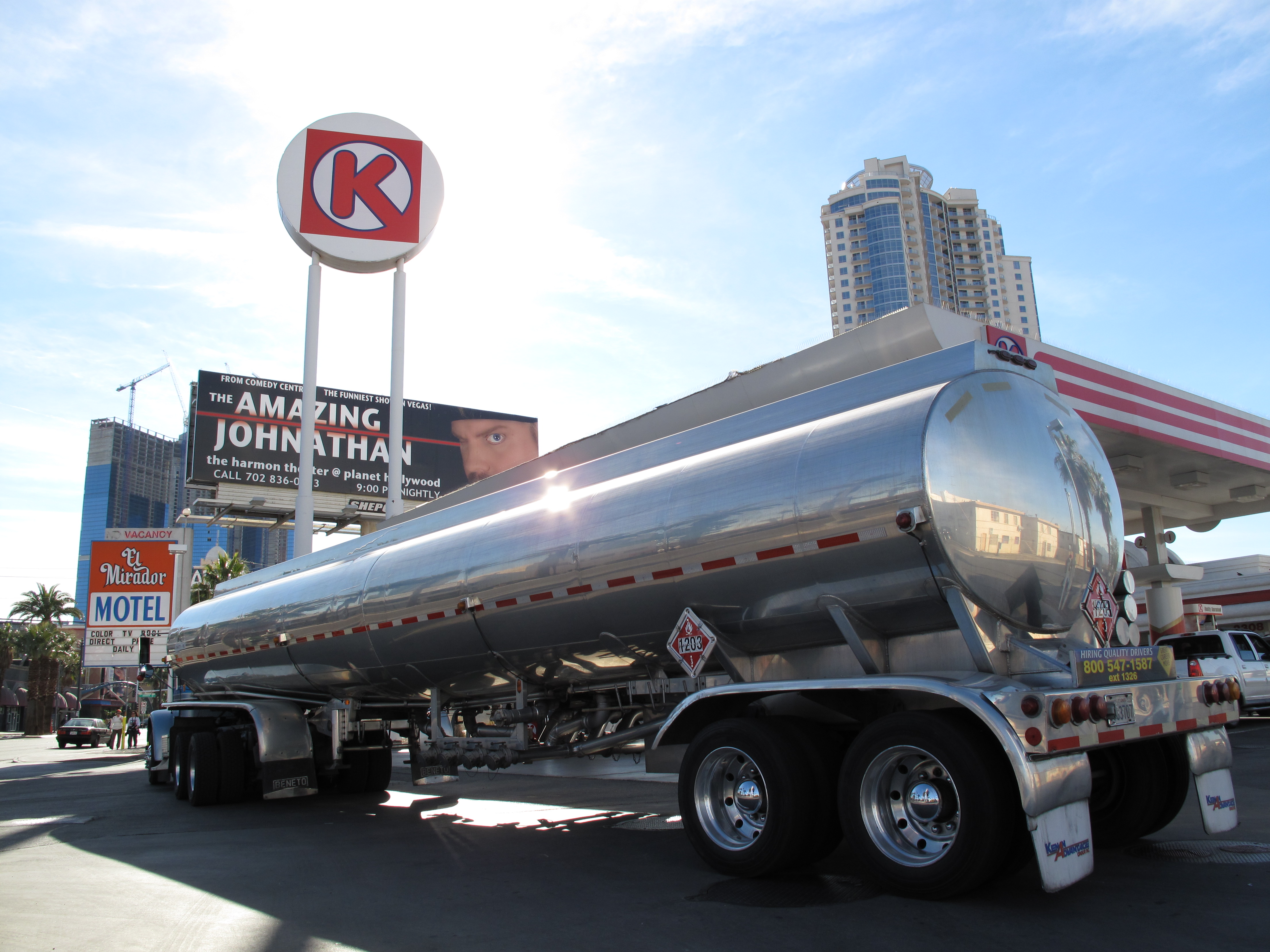 <b>4,416×3,312 / 1/400秒 / F4 / 0EV / ISO80 / 絞り優先AE / WB:オート / 6mm</b>