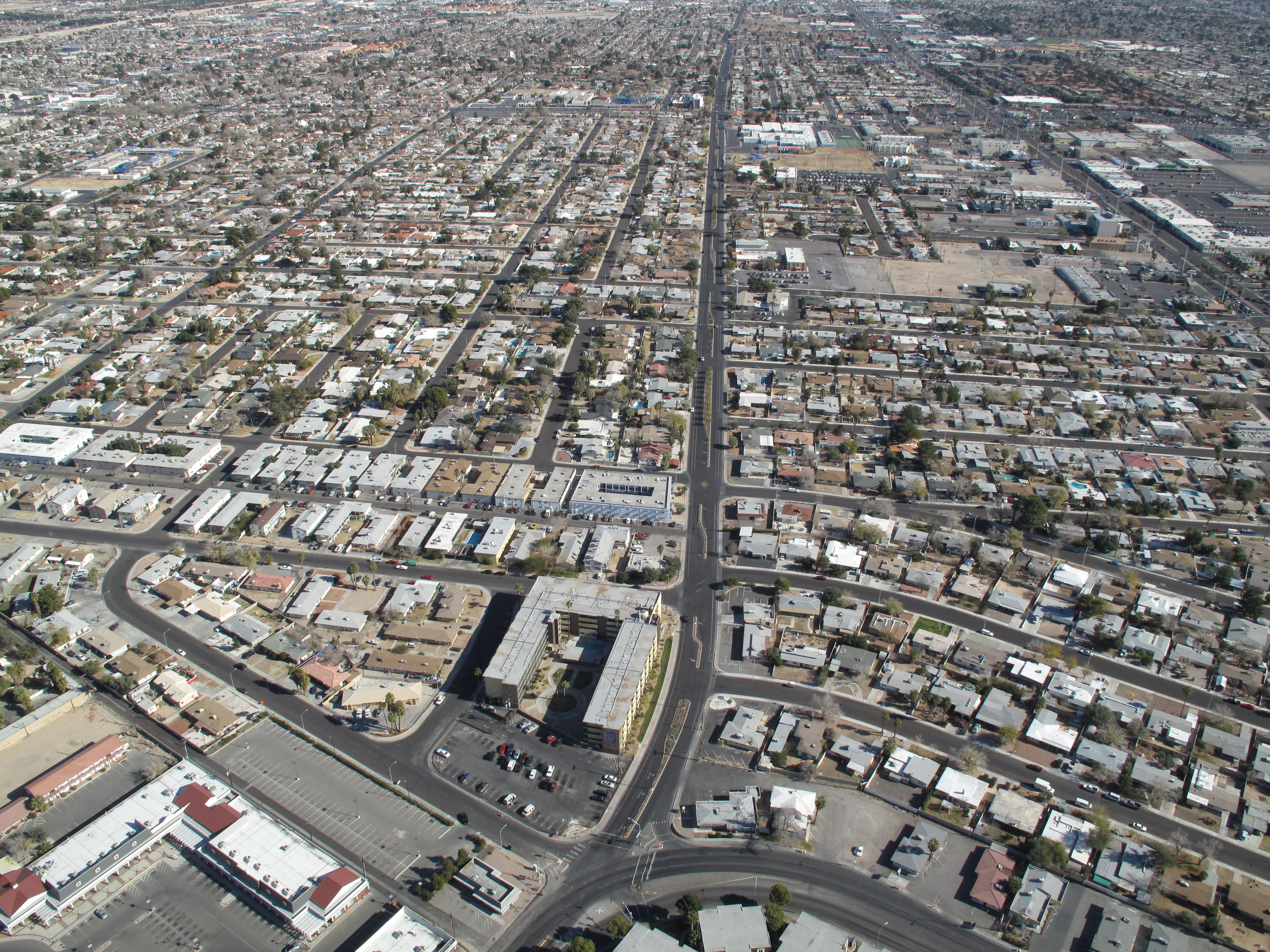 <b>4,416×3,312 / 1/160秒 / F5.6 / 0EV / ISO80 / 絞り優先AE / WB:オート / 6mm</b>