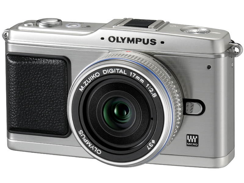 <STRONG>E-P1にパンケーキキットのM.ZUIKO DIGITAL 17mm F2.8を装着したところ</STRONG>