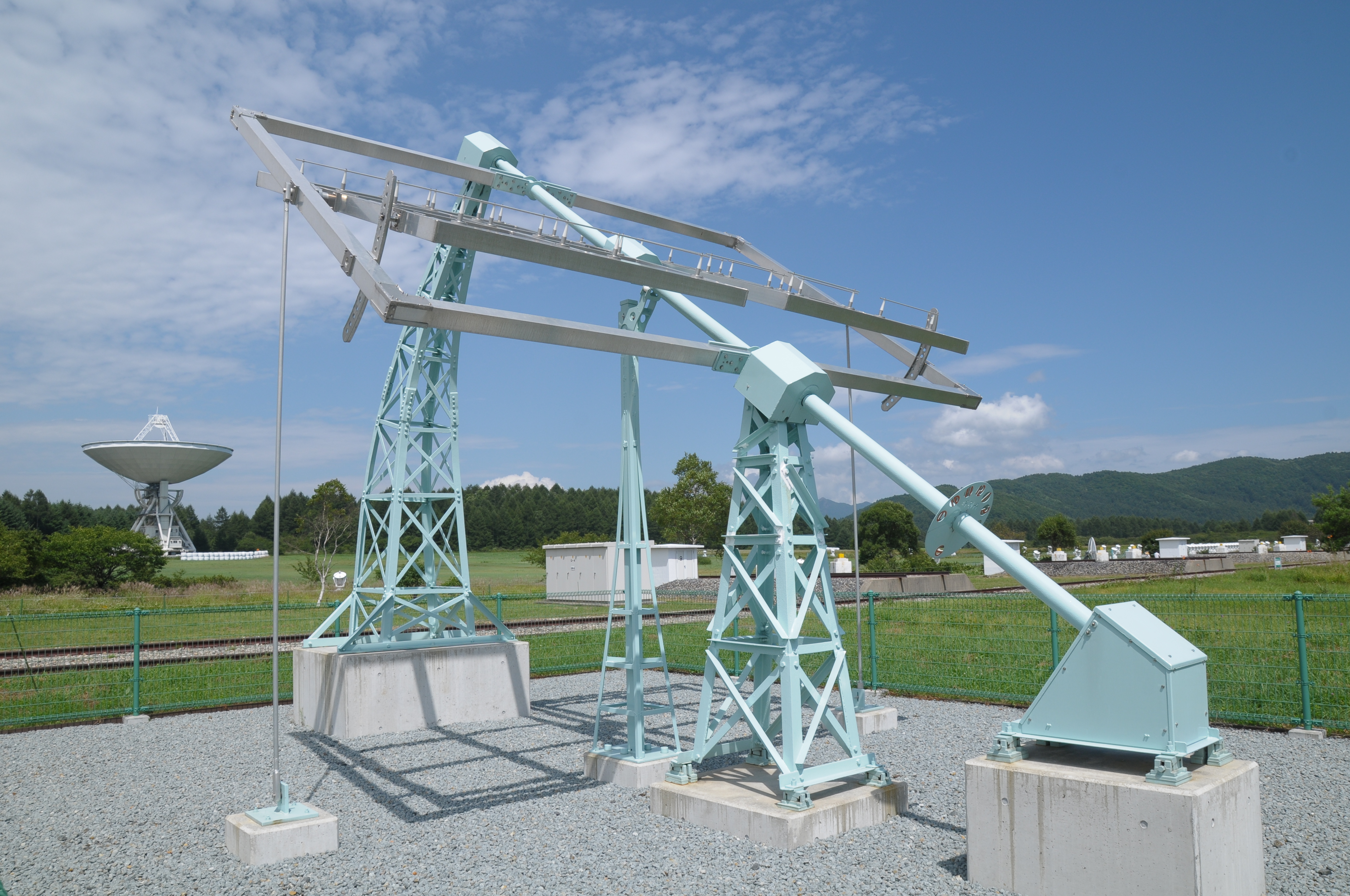 <b>D300 / SP AF 17-50mm F2.8 XR Di II VC / 約5.2MB / 4,288×2,848 / 1/400秒 / F11 / -0.3EV / ISO200 / WB:晴天 / 17mm</b>