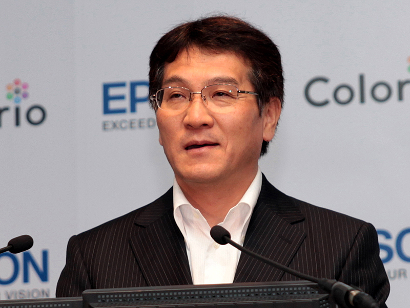 <STRONG>セイコーエプソン取締役で情報機器事業セグメント担当の羽片忠明氏</STRONG>