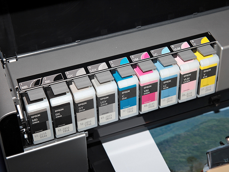 <STRONG>インクタンク</STRONG>