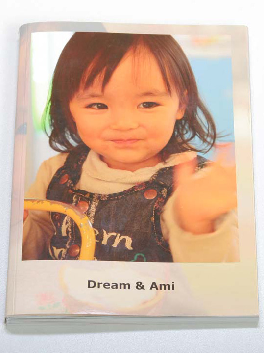 <b>フォトブックの表紙例</b>