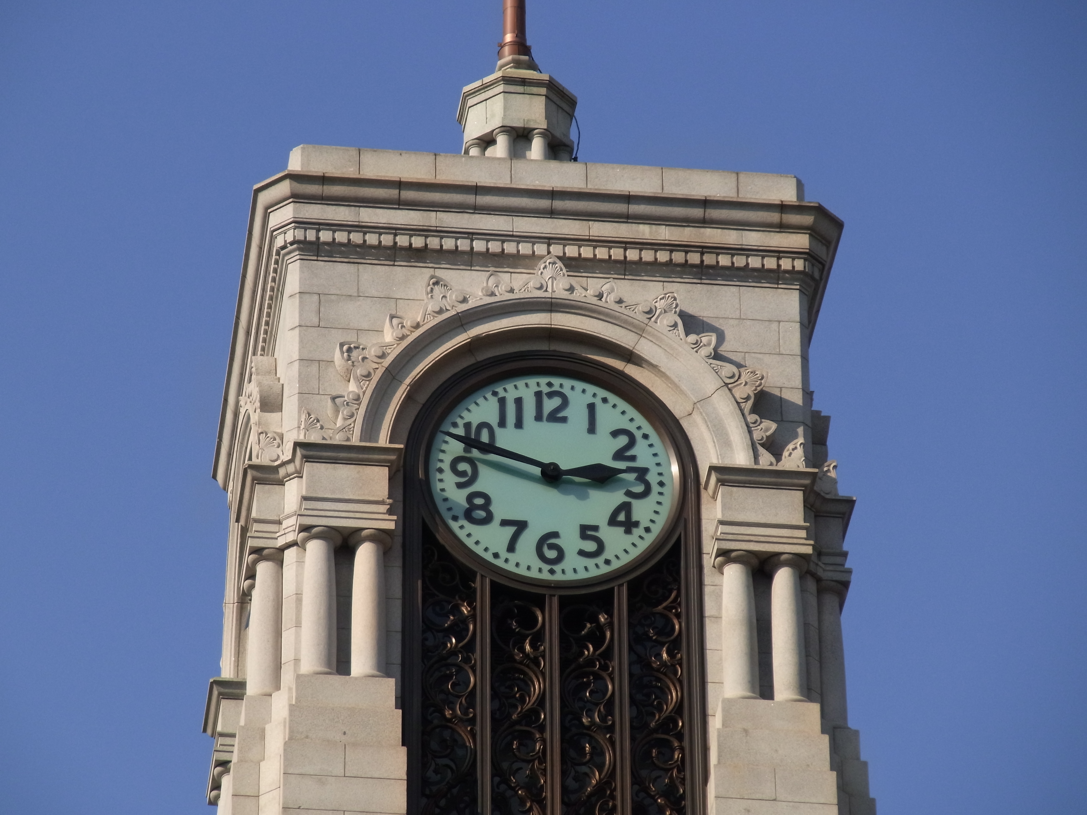 <b>3,456×2,592 / 1/870秒 / F4.5 / 0EV / ISO80 / WB:オート / 34.9mm</b>