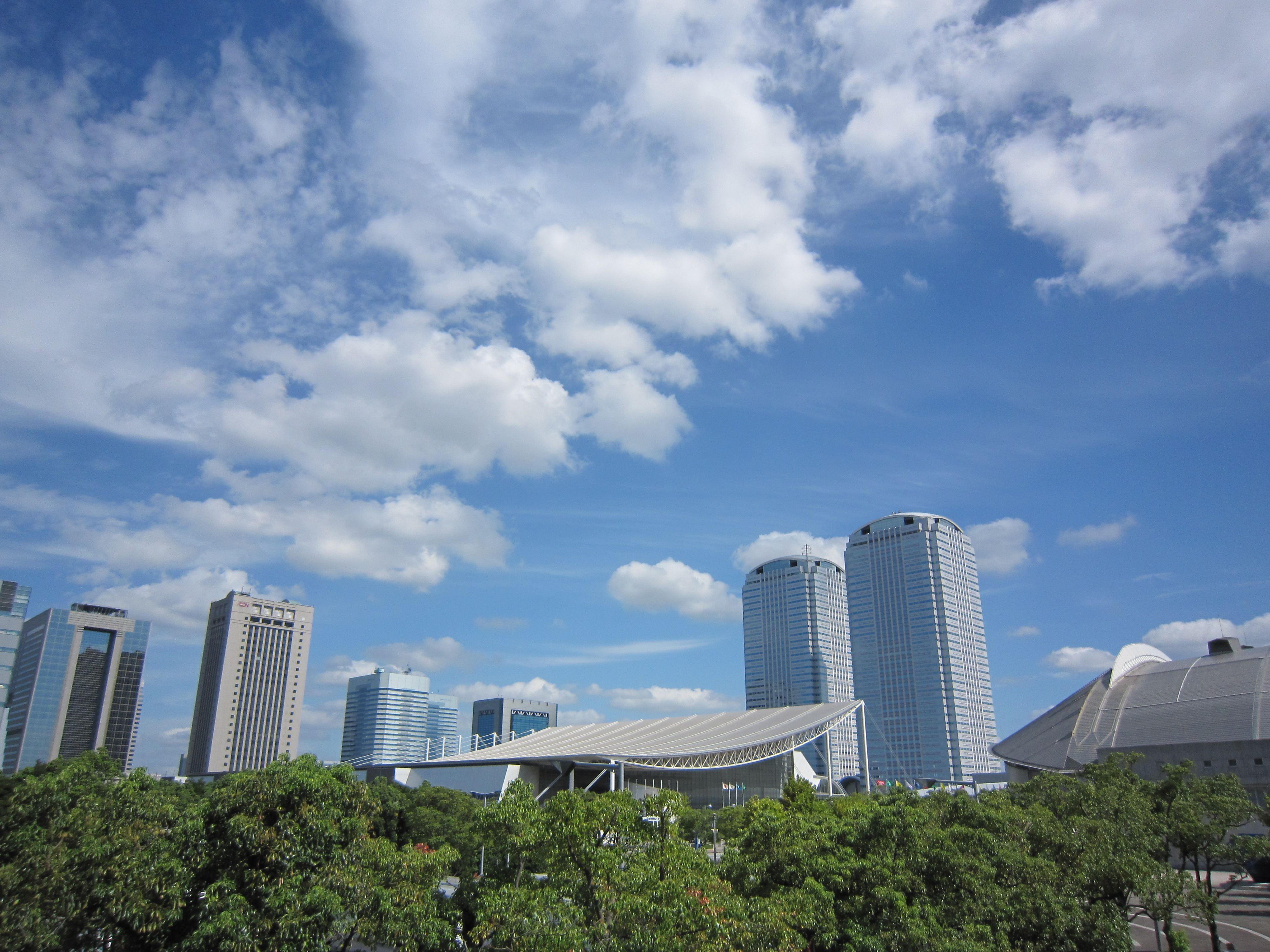 <b>広角端<br>IXY DIGITAL 930 IS / 約2.6MB / 4,000×3,000 / 1/1,250秒 / F3.5 / 0EV / ISO80 / WB:オート / 4.3mm</b>