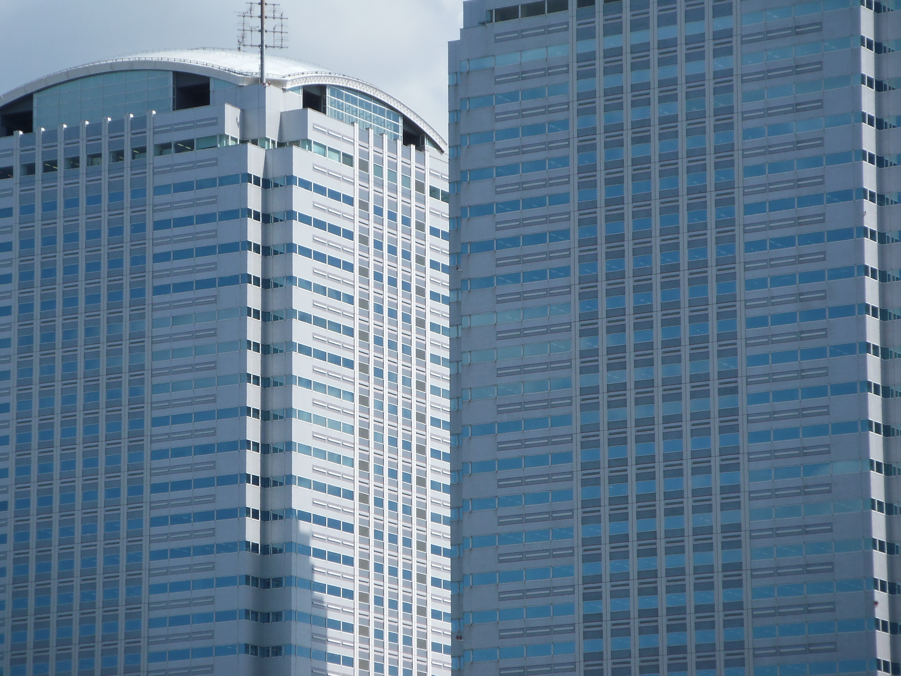 <b>FinePix Z300 / 約4.2MB / 3,648×2,736 / 1/250秒 / F8 / 0EV / ISO100 / WB:オート / 32mm</b>