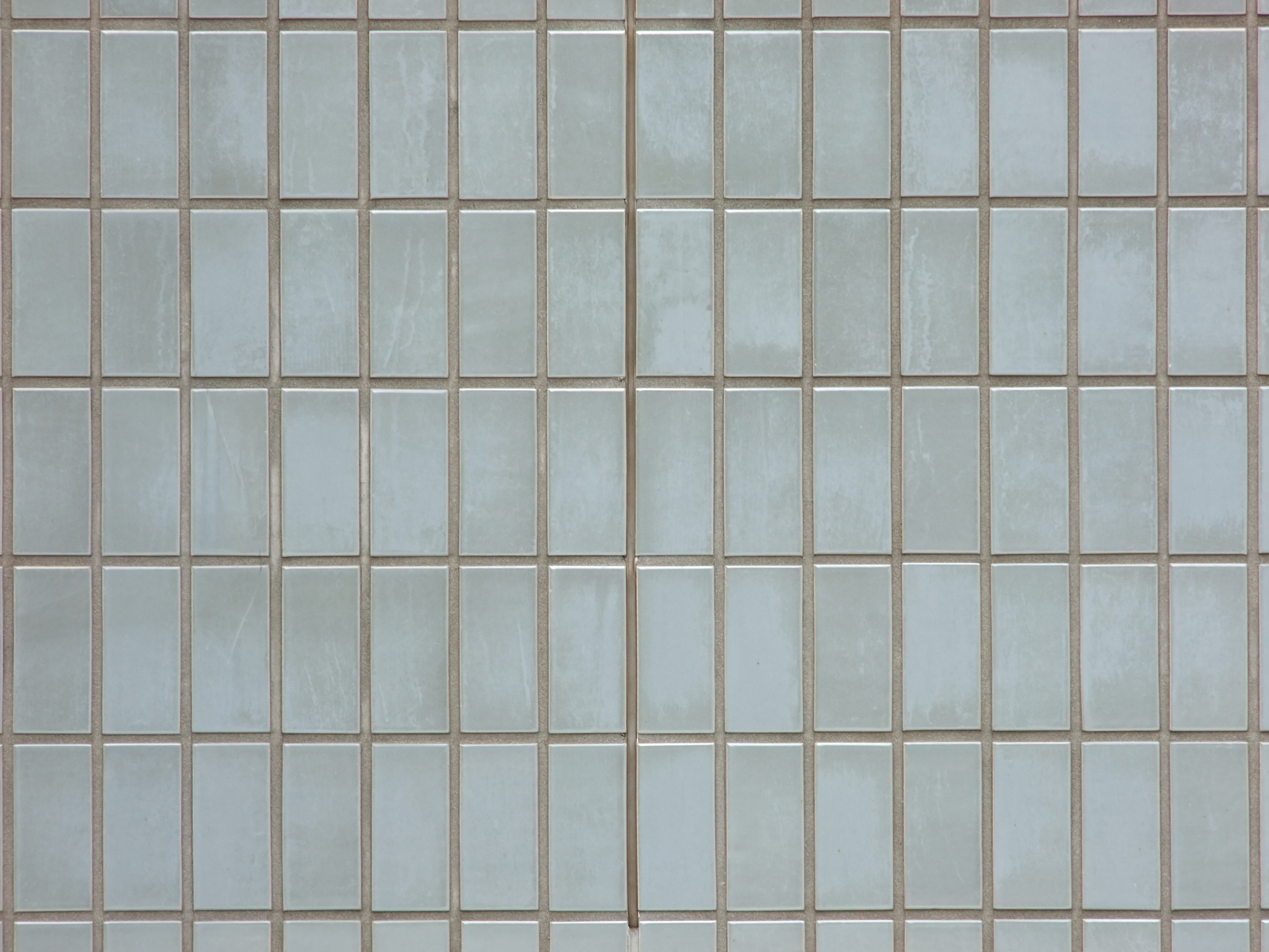 <b>望遠端<br>FinePix S200EXR / 約3.6MB / 4,000×3,000 / 1/9秒 / F5.6 / -0.3EV / ISO100 / WB:日陰 / 101.5mm</b>