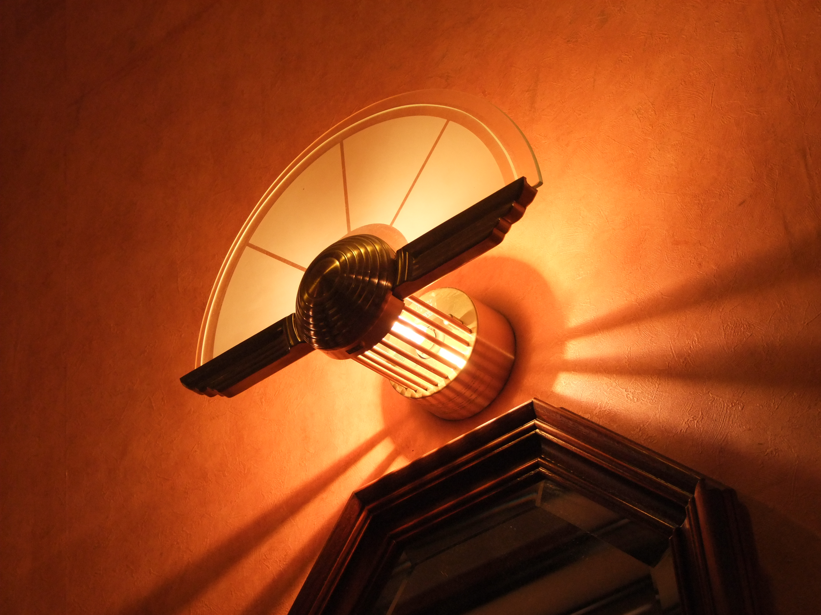 <b>FinePix S200EXR / 約2.4MB / 2,816×2,112 / 1/110秒 / F3.7 / 0EV / ISO400 / WB:オート / 22.2mm（高感度低ノイズ優先）</b>