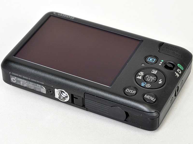 <b>レンズは広角28mm相当からの4倍ズームに</b>