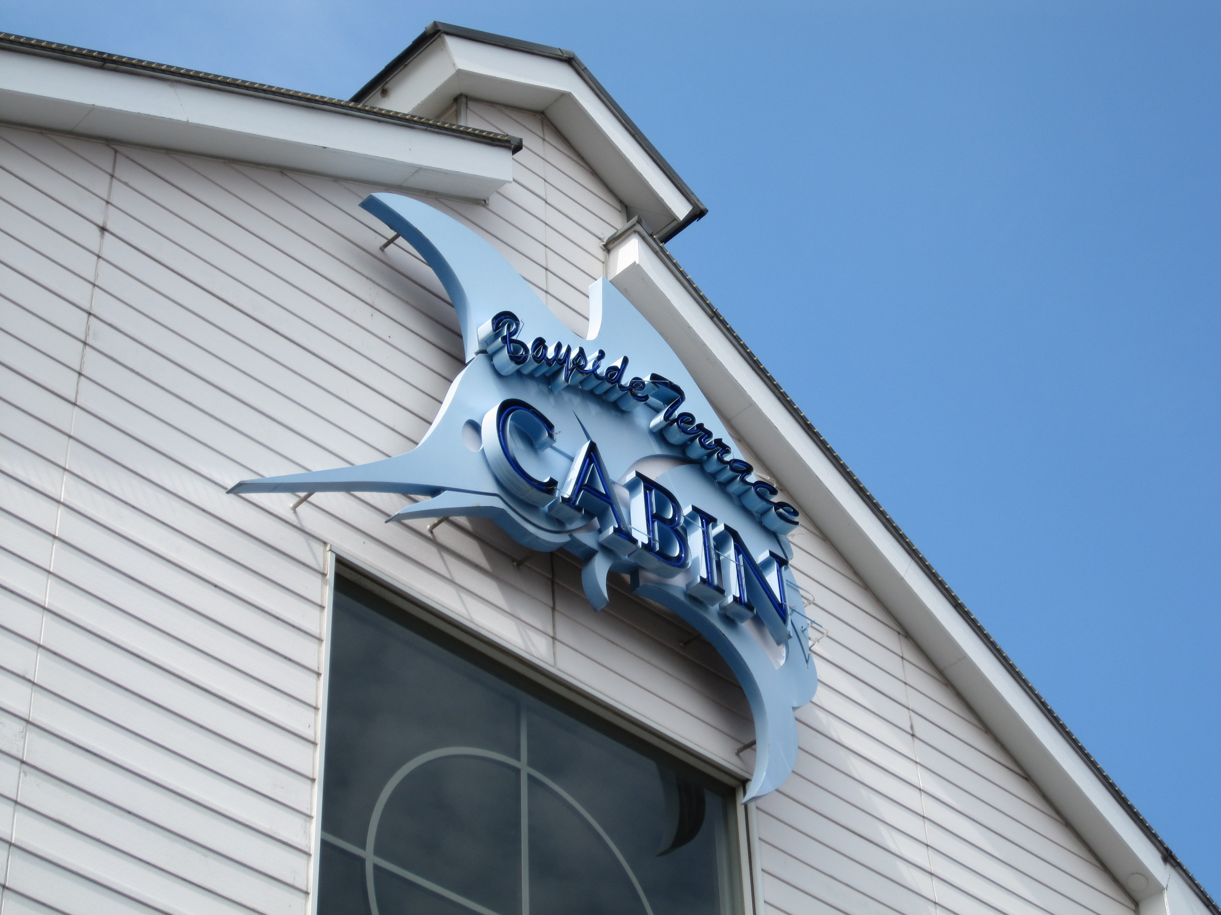 <b>IXY DIGITAL 220 IS / 4,000×3,000 / 1/500秒 / F4.5 / +0.3EV / ISO80 / プログラムAE / WB:オート / 12.8mm</b>