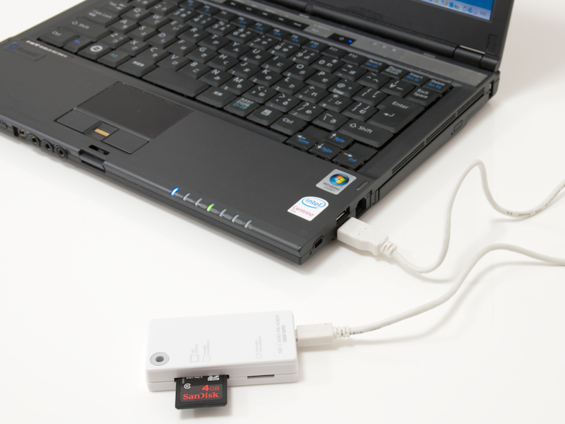 <b>ノートPCに接続したところ</b>